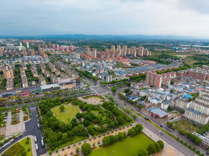 工业自动化控制系统技术解析:从传感器到智能决策的协同应用